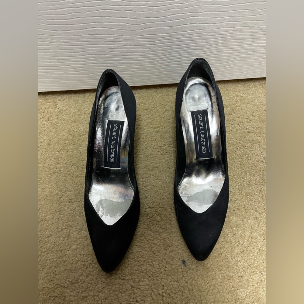 Stuart Weitzman Black Pointed Toe Pumps